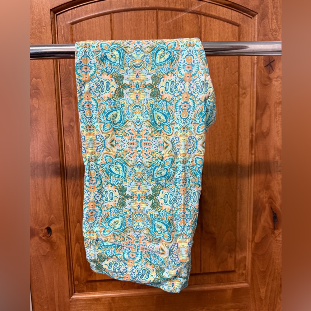 LuLaRoe TC Leggings (Fit Sizes 12-18)